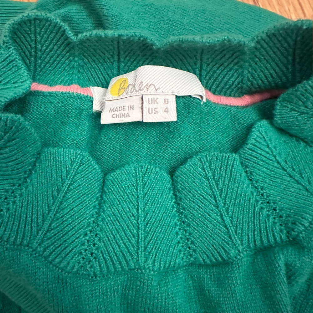BODEN Hambleden Scallop Edge Sweater in Deep Forest. Size 4 (#2) - Picture 11 of 12